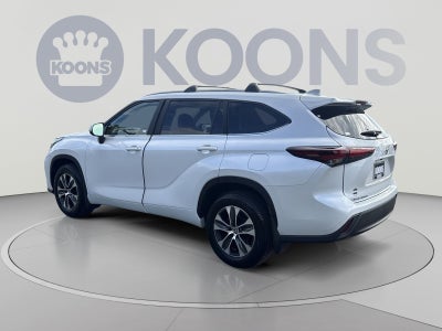 2025 Toyota Highlander LE