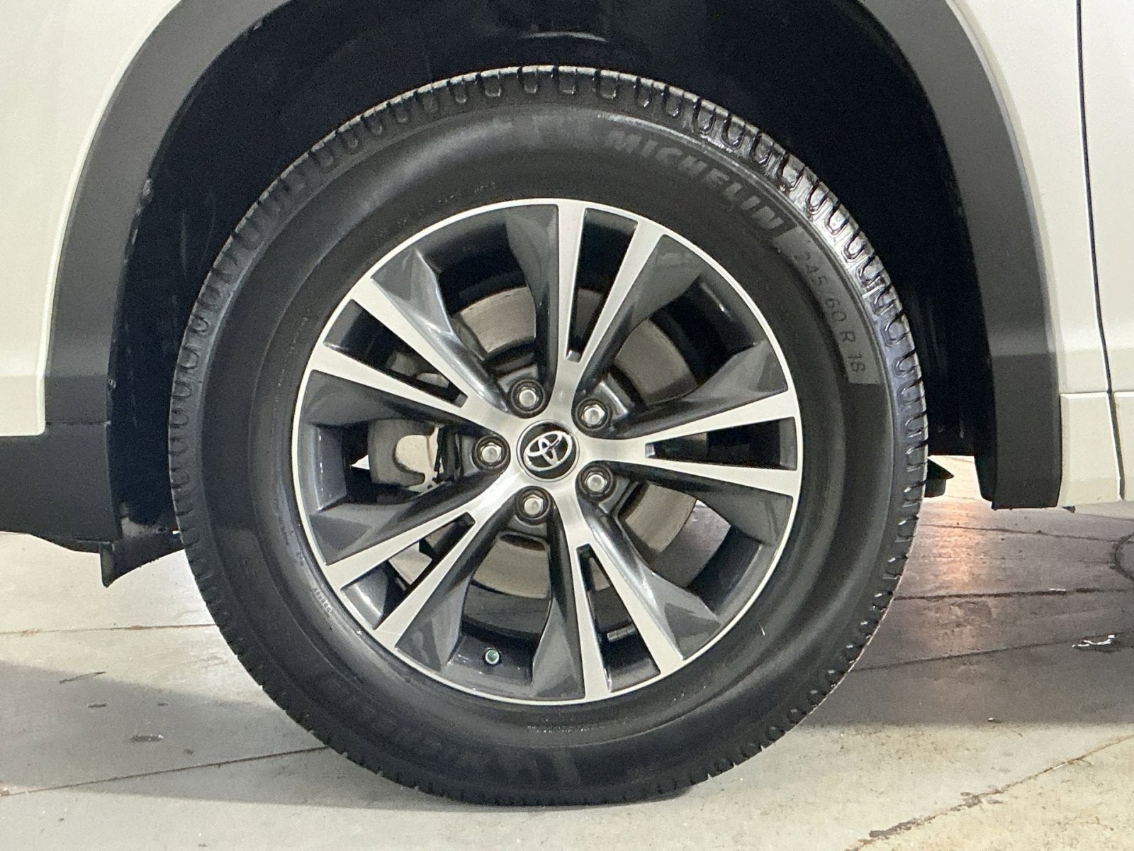 2018 Toyota Highlander LE