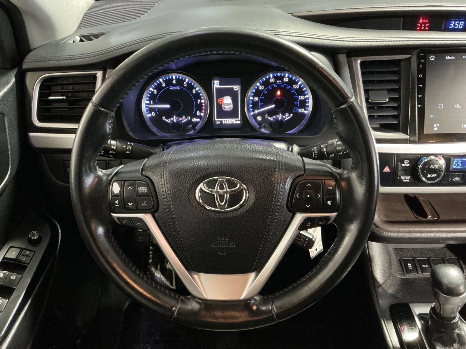 2018 Toyota Highlander LE