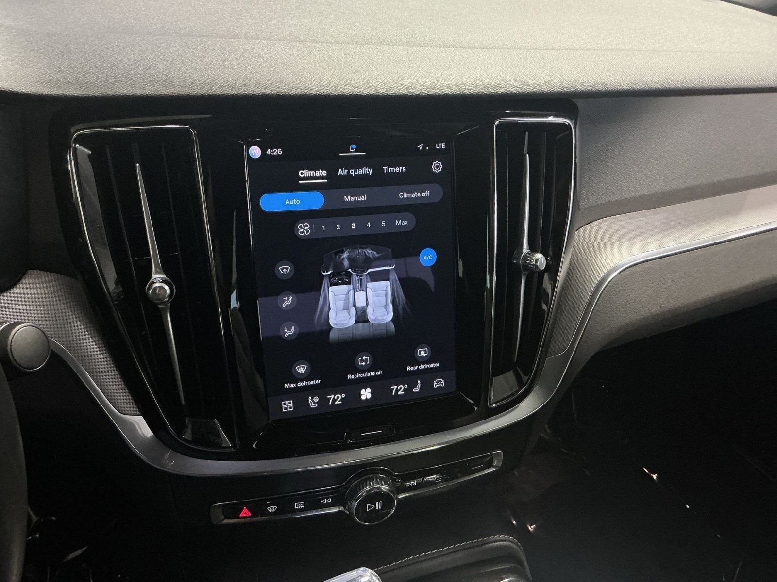 2024 Volvo S60 Recharge Plug-In Hybr Plus Black Edition