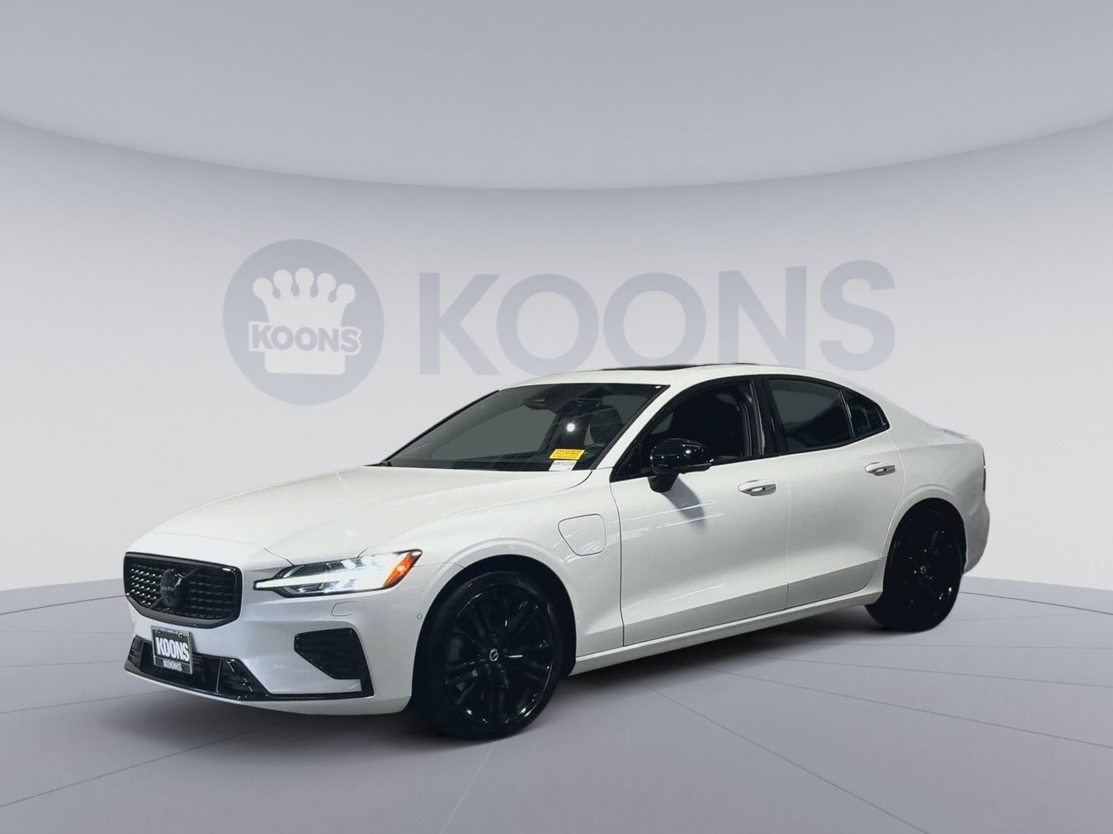 2024 Volvo S60 Recharge Plug-In Hybr Plus Black Edition