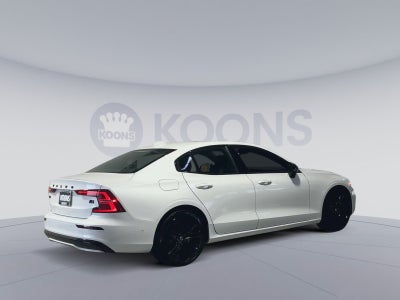 2024 Volvo S60 Recharge Plug-In Hybr Plus Black Edition