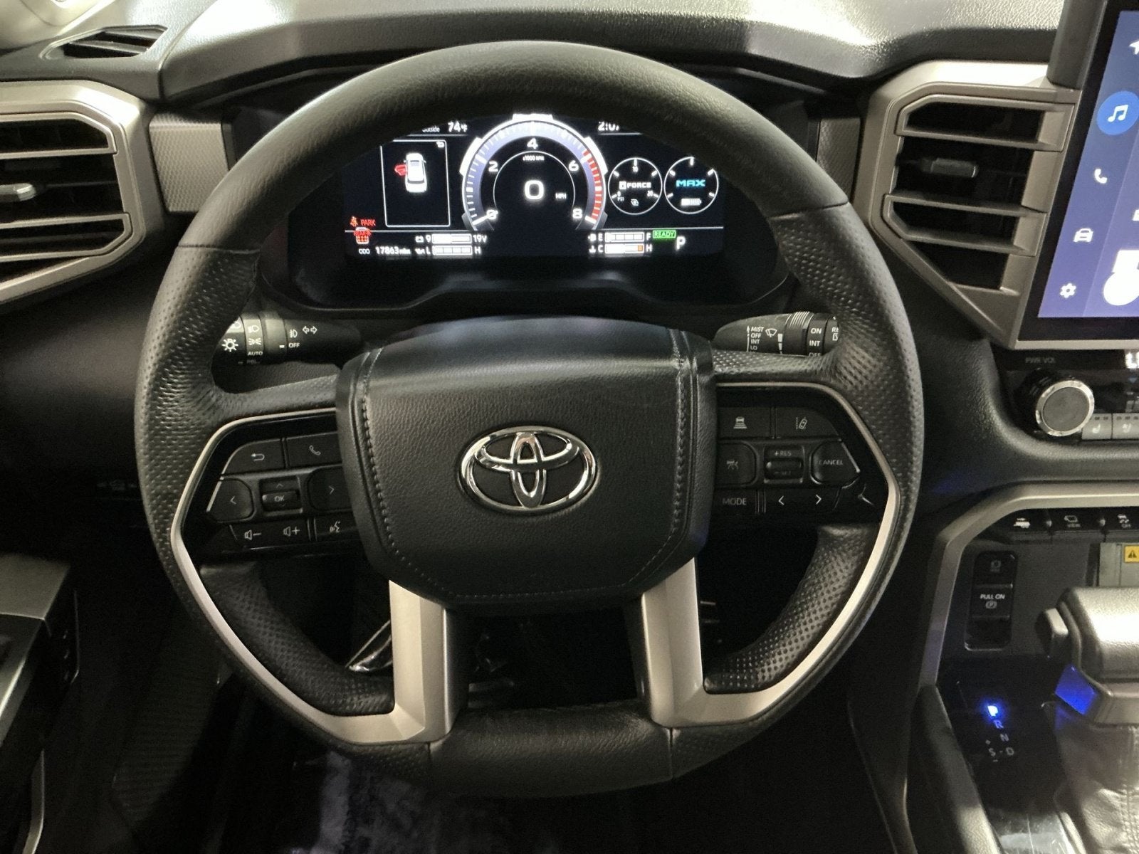 2024 Toyota Sequoia SR5