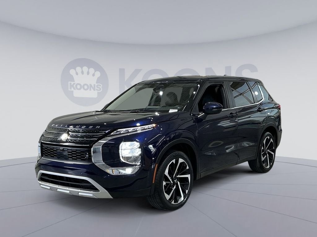 2023 Mitsubishi Outlander SE