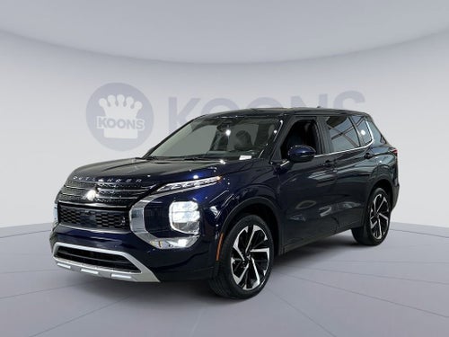 2023 Mitsubishi Outlander SE