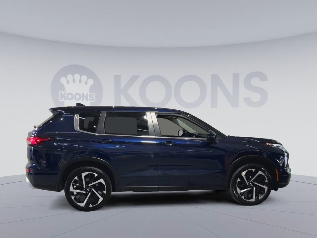 2023 Mitsubishi Outlander SE