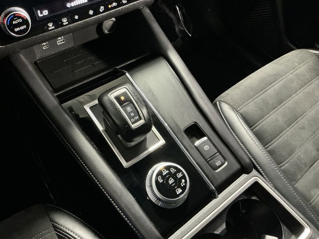 2023 Mitsubishi Outlander SE