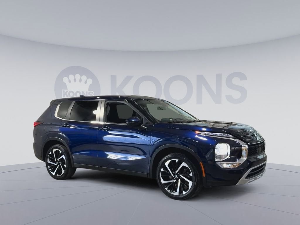 2023 Mitsubishi Outlander SE