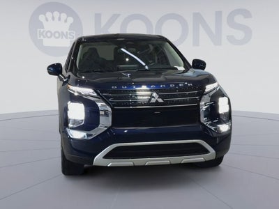2023 Mitsubishi Outlander SE