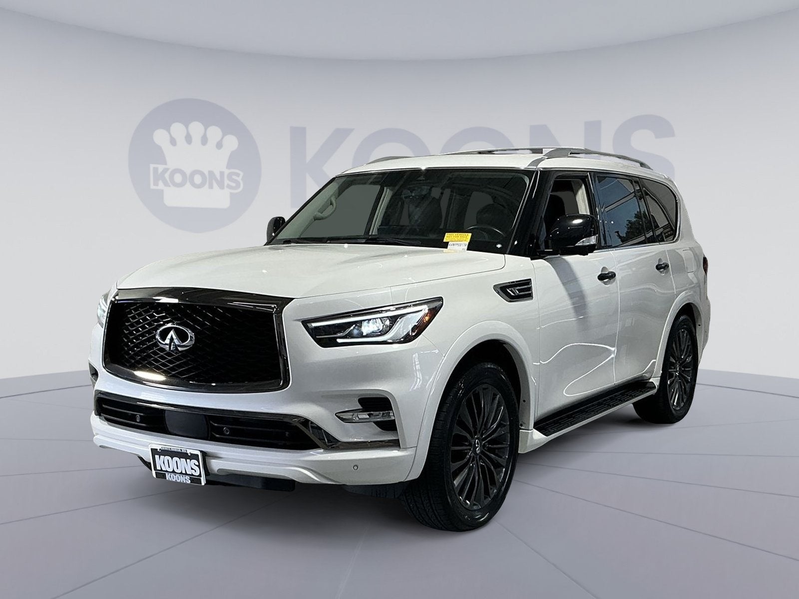 2023 INFINITI QX80
