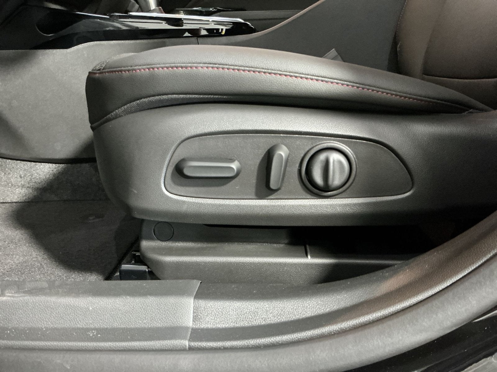2026 Chevrolet Trax RS - Photo 12