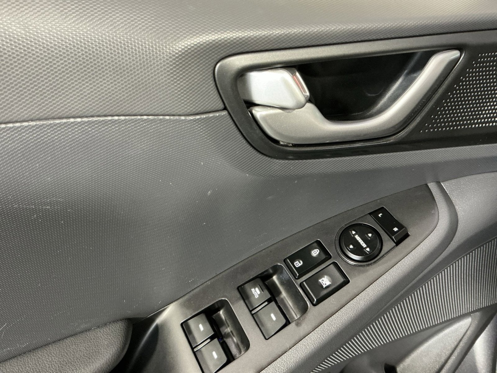2018 Hyundai Ioniq Hybrid Blue