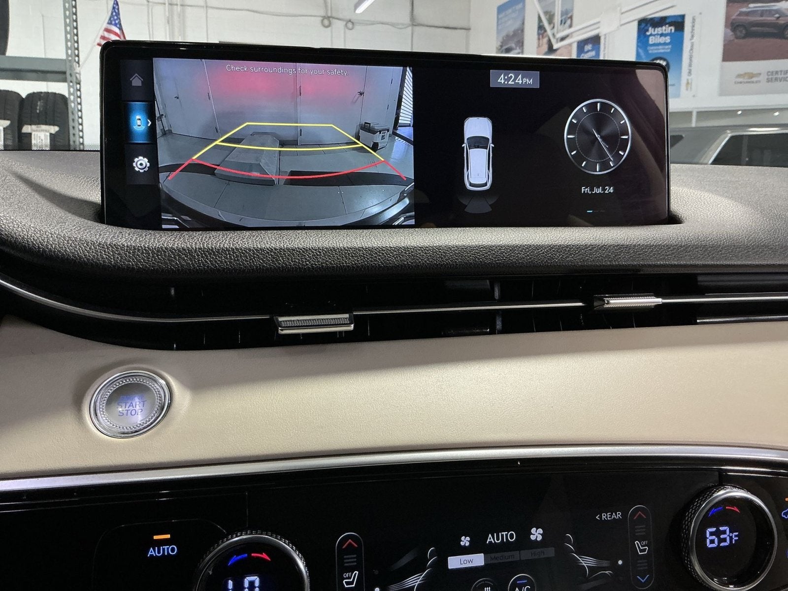 2023 Genesis GV70 2.5T