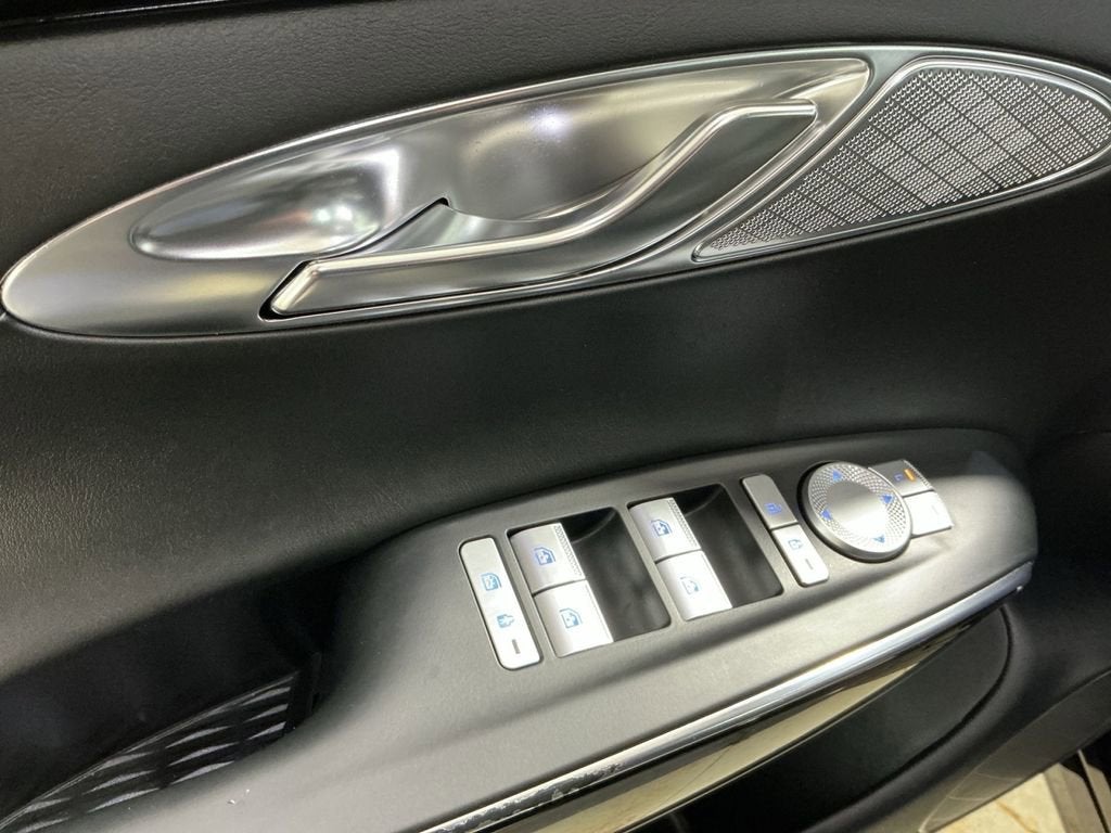 2023 Genesis GV70 2.5T