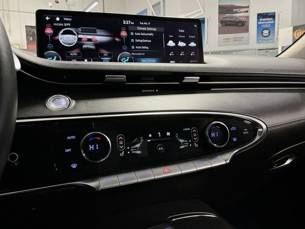 2023 Genesis GV70 2.5T