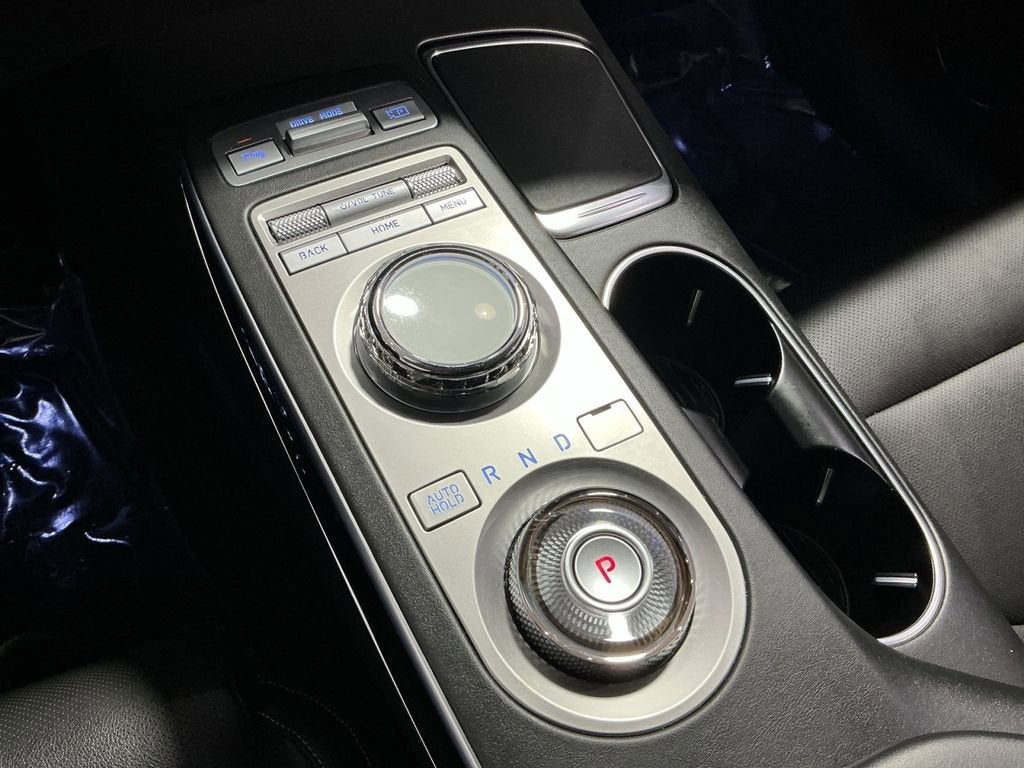 2023 Genesis GV70 2.5T