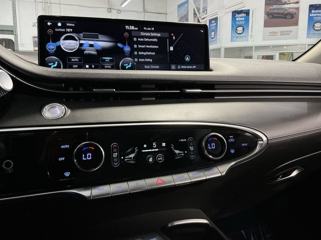 2023 Genesis GV70 2.5T