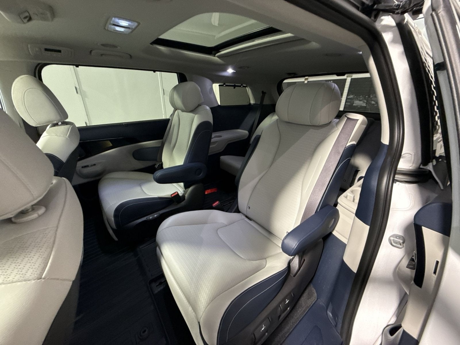 2025 Kia Carnival Hybrid SX Prestige