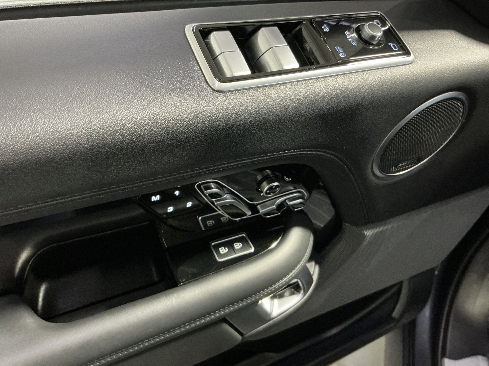 2022 Land Rover Range Rover Westminster