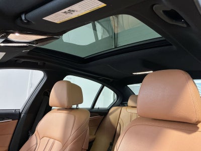 2022 BMW 5 Series M550i xDrive