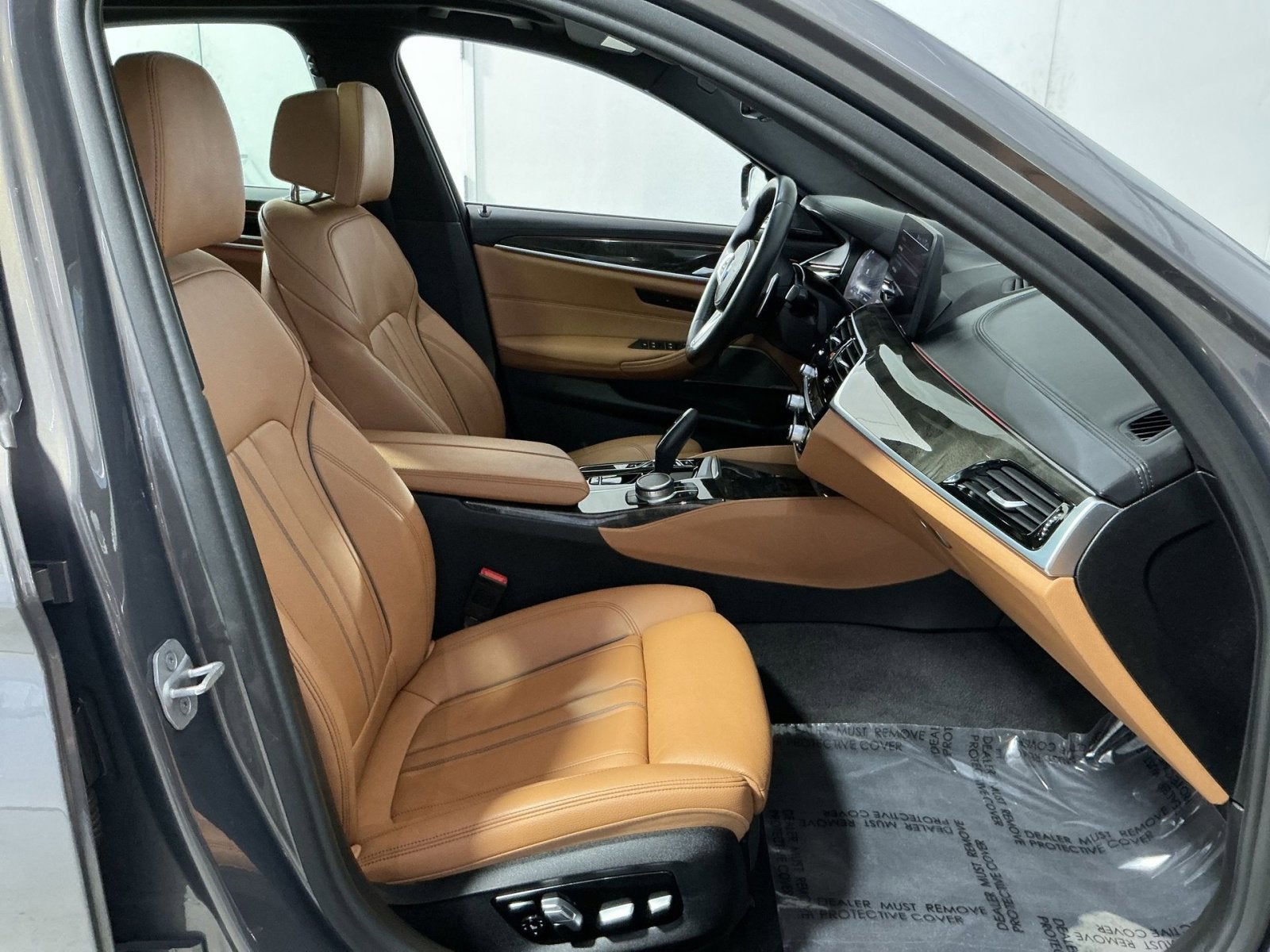2022 BMW 5 Series M550i xDrive