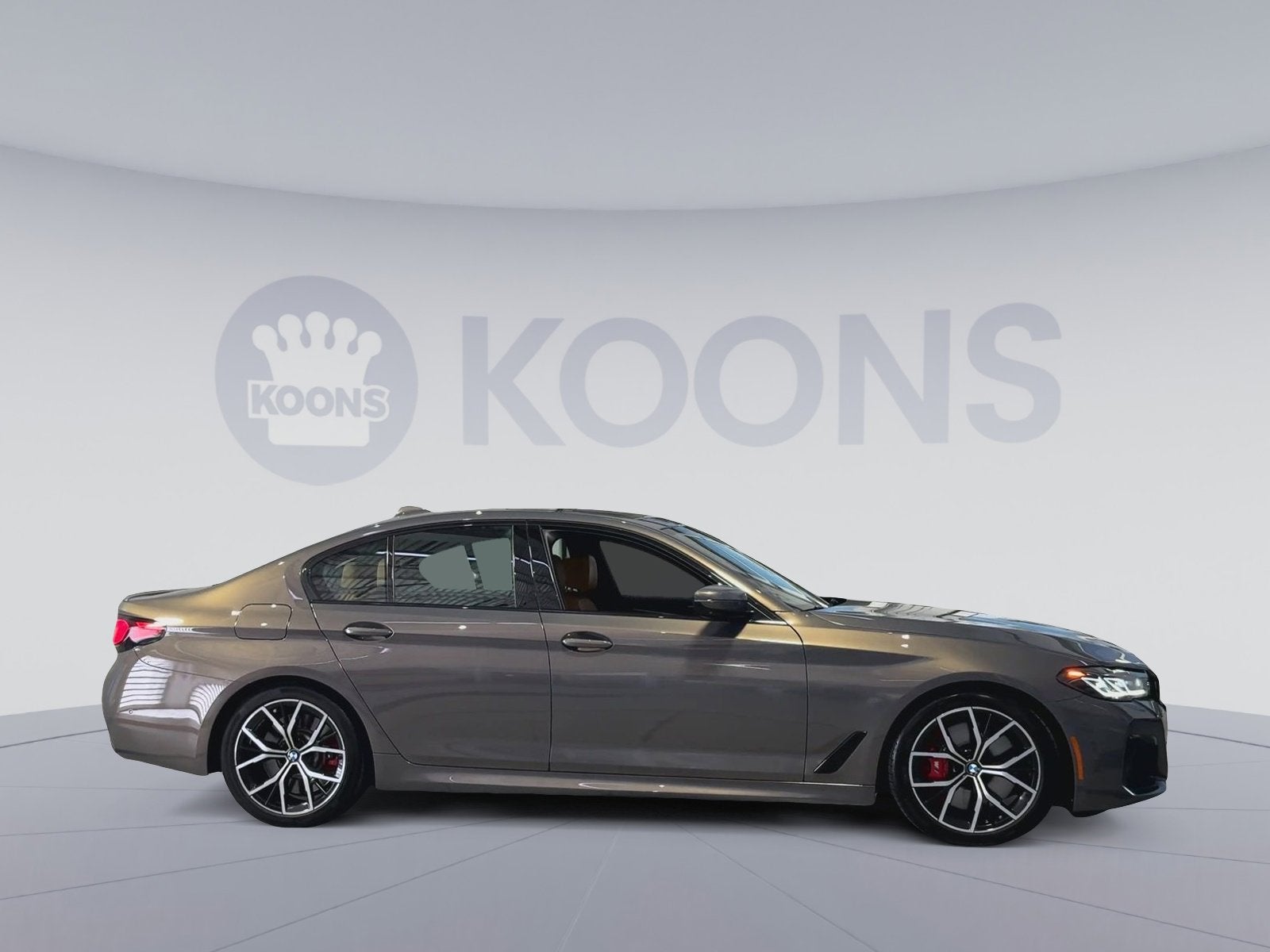 2022 BMW 5 Series M550i xDrive
