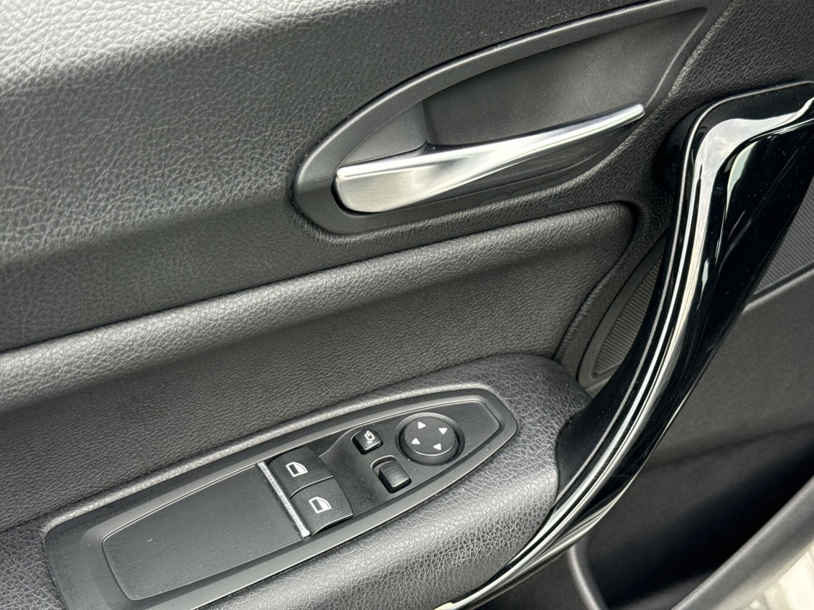 2020 BMW 2 Series 230i