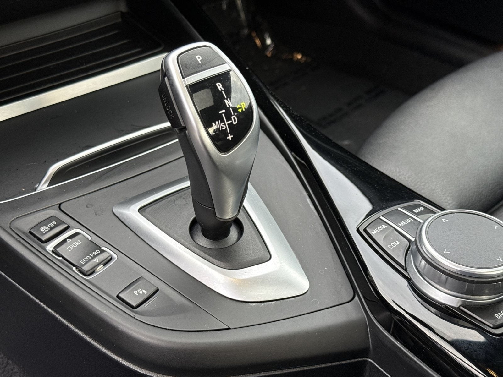 2020 BMW 2 Series 230i
