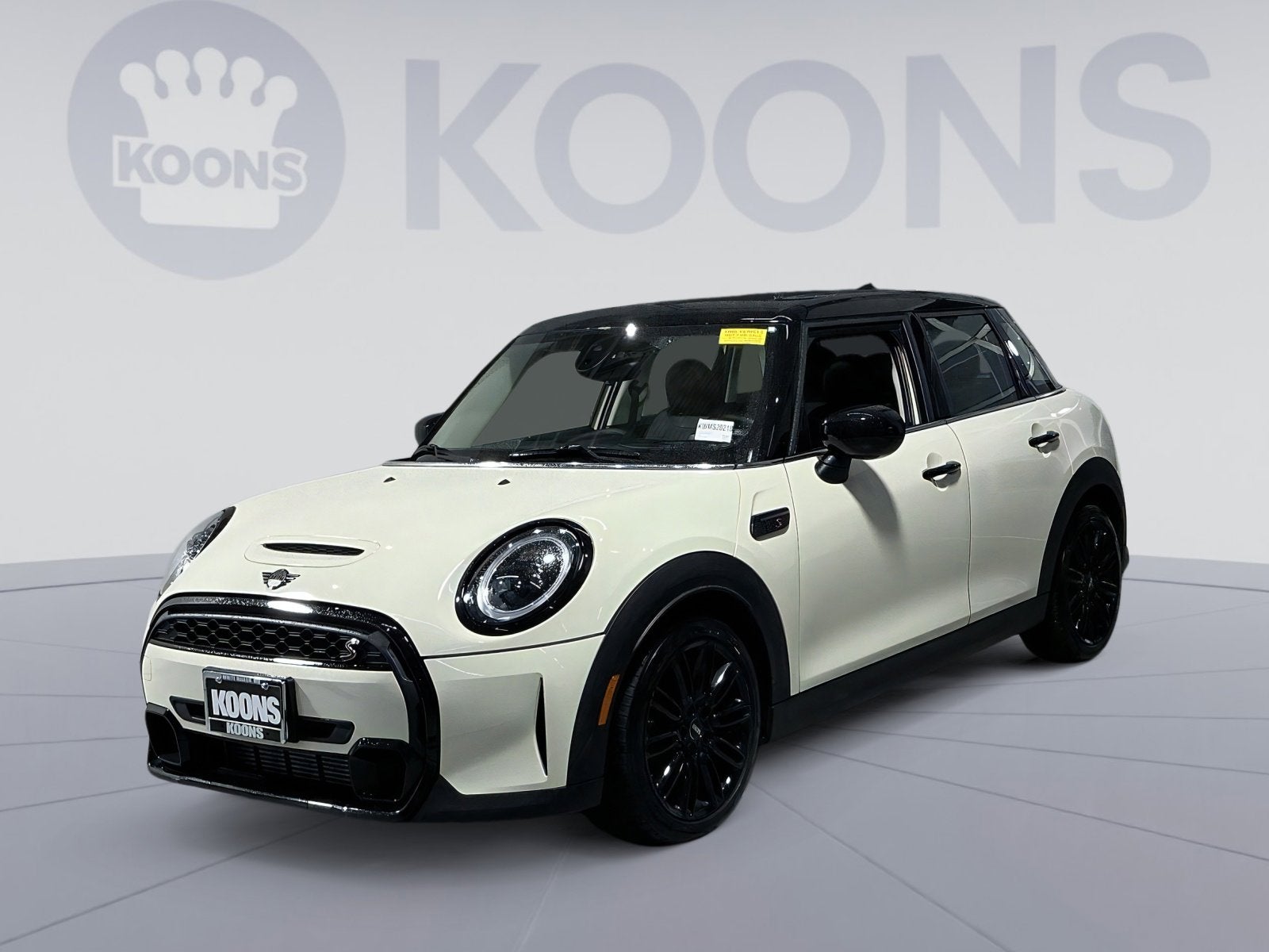 2022 MINI Hardtop Cooper S's photo