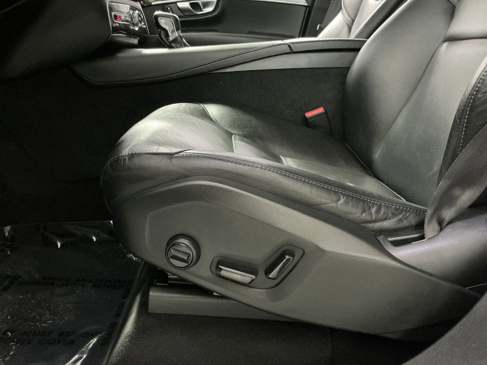 2019 Volvo XC90 Momentum