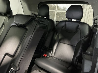2019 Volvo XC90 Momentum