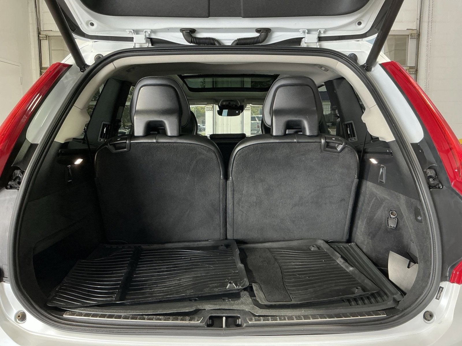 2019 Volvo XC90 Momentum