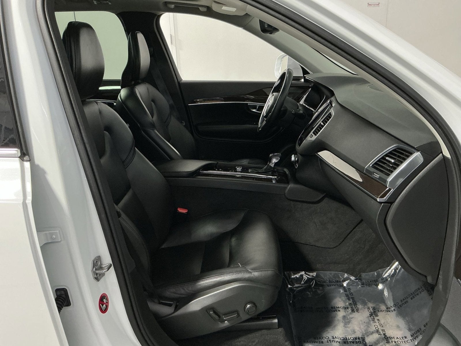 2019 Volvo XC90 Momentum