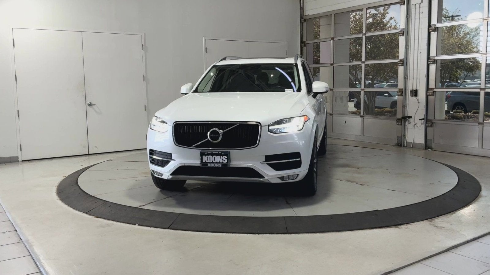 2019 Volvo XC90 Momentum