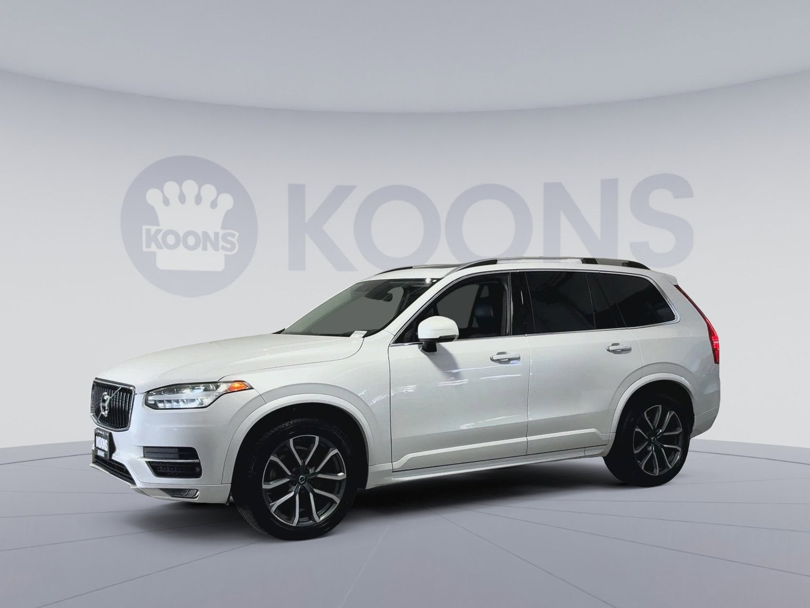 2019 Volvo XC90 Momentum