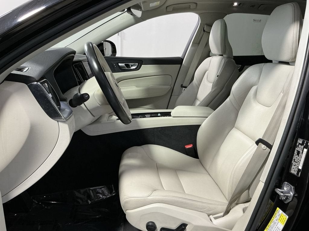 2020 Volvo XC60 Momentum