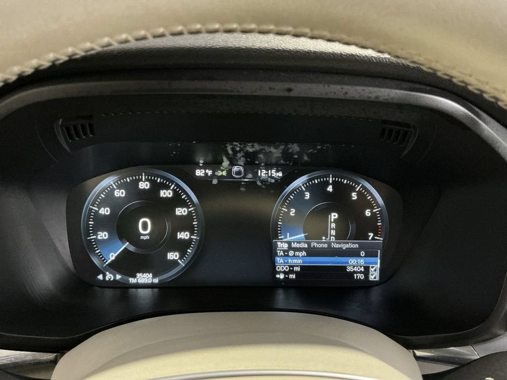 2020 Volvo XC60 Momentum