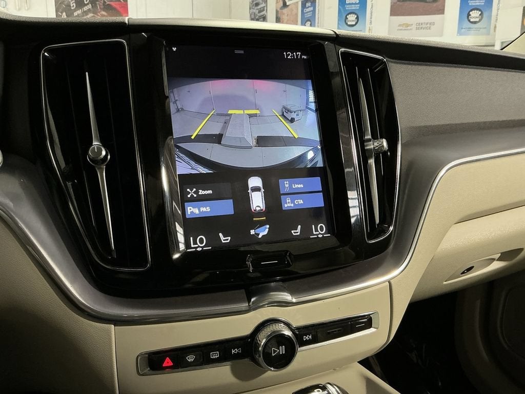 2020 Volvo XC60 Momentum