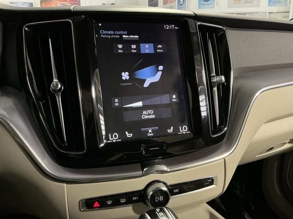 2020 Volvo XC60 Momentum