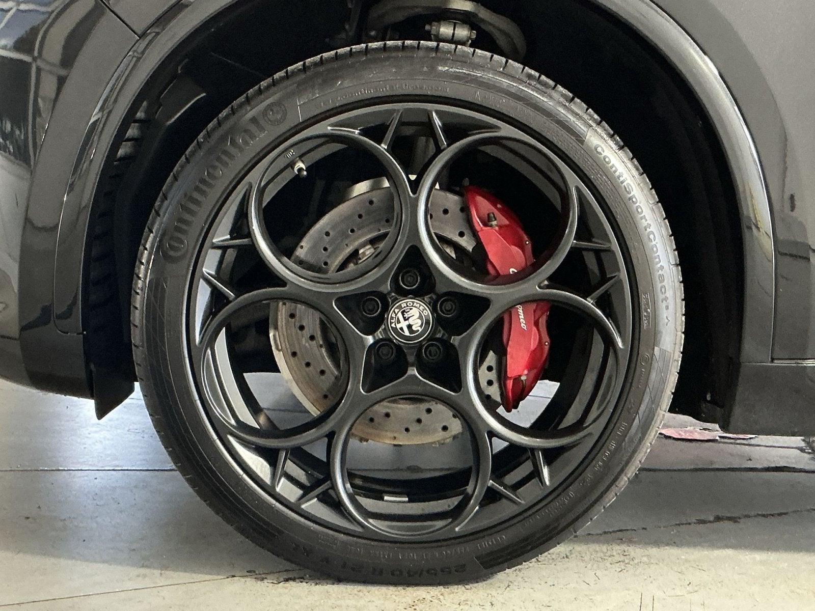 2022 Alfa Romeo Stelvio Quadrifoglio