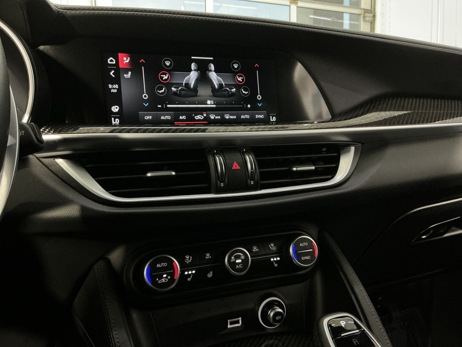 2022 Alfa Romeo Stelvio Quadrifoglio
