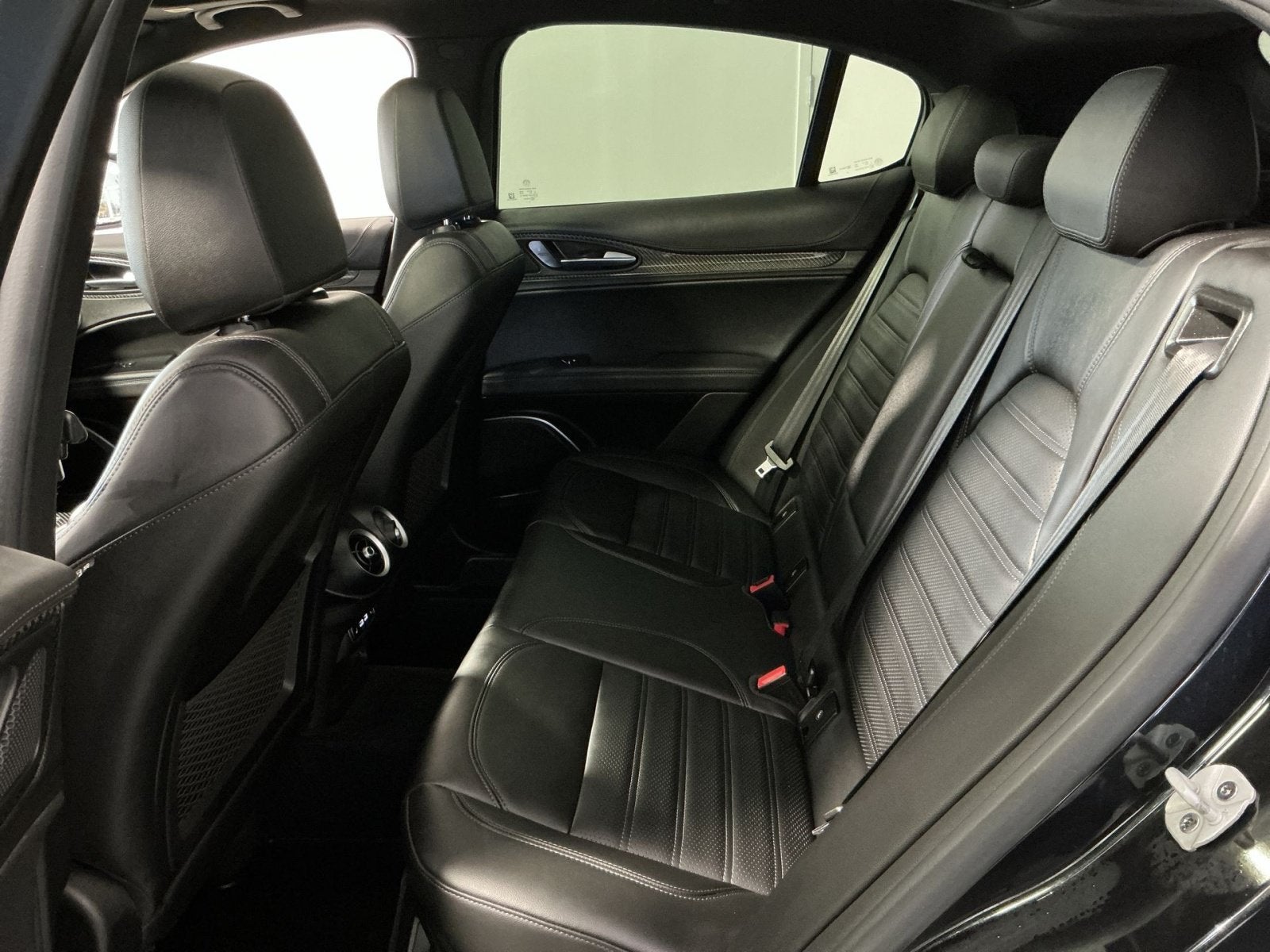 2022 Alfa Romeo Stelvio Quadrifoglio