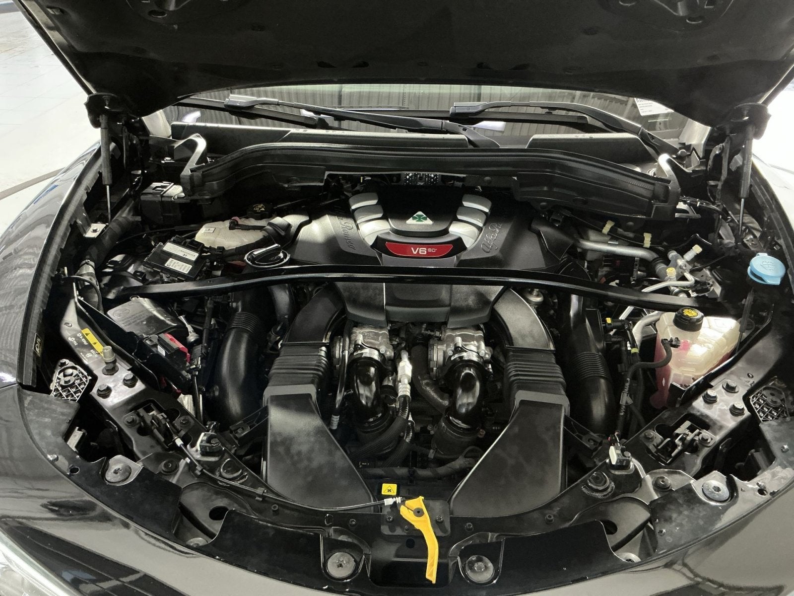 2022 Alfa Romeo Stelvio Quadrifoglio