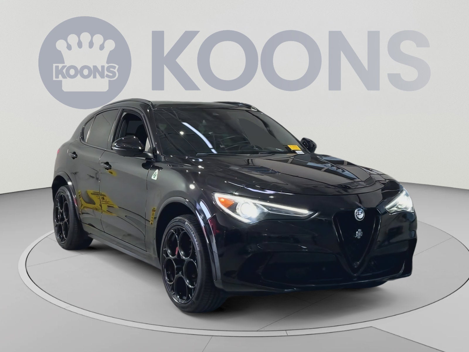 2022 Alfa Romeo Stelvio Quadrifoglio