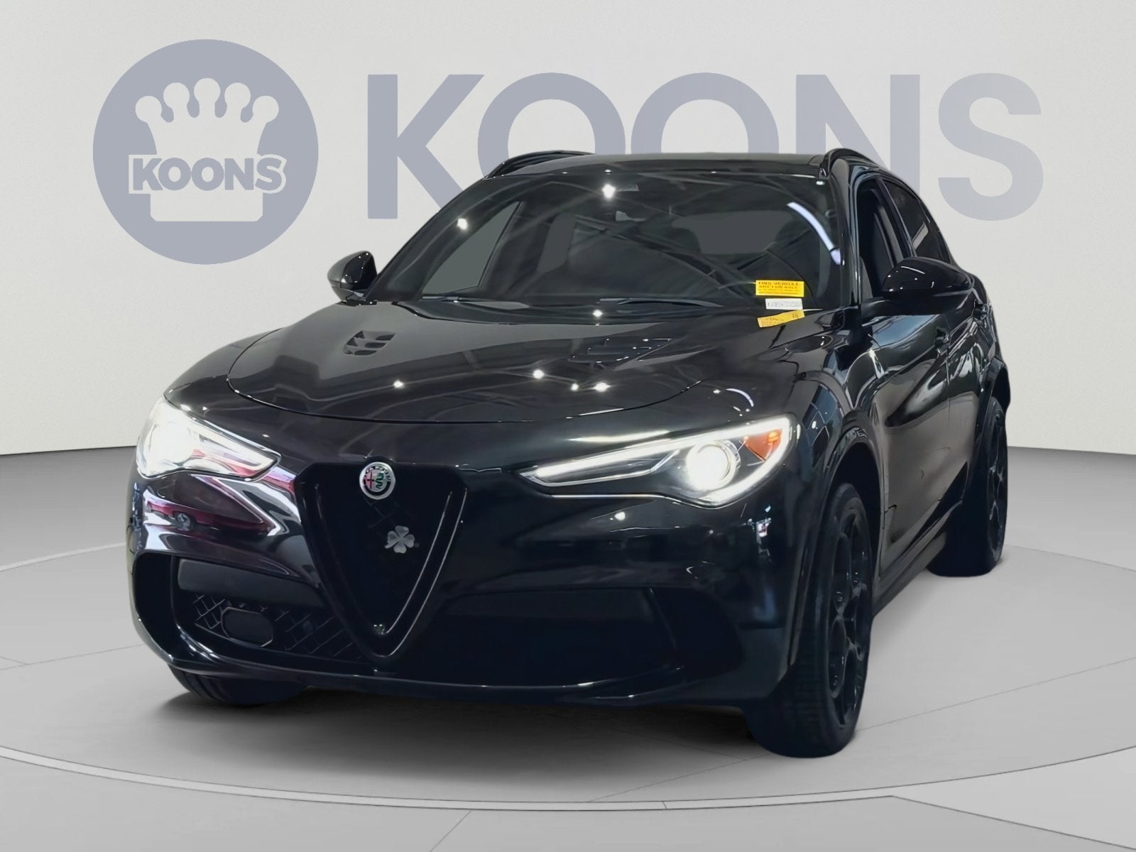 2022 Alfa Romeo Stelvio Quadrifoglio