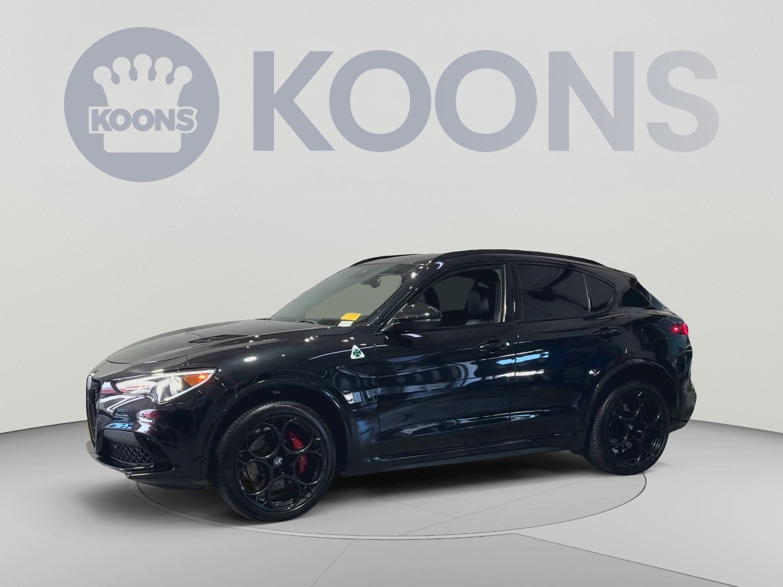 2022 Alfa Romeo Stelvio Quadrifoglio